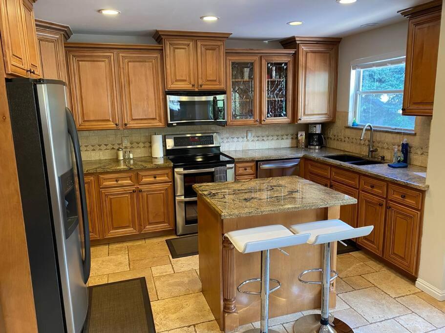 מוריי Wasatch Front Home With Pool Close To Everything! מראה חיצוני תמונה